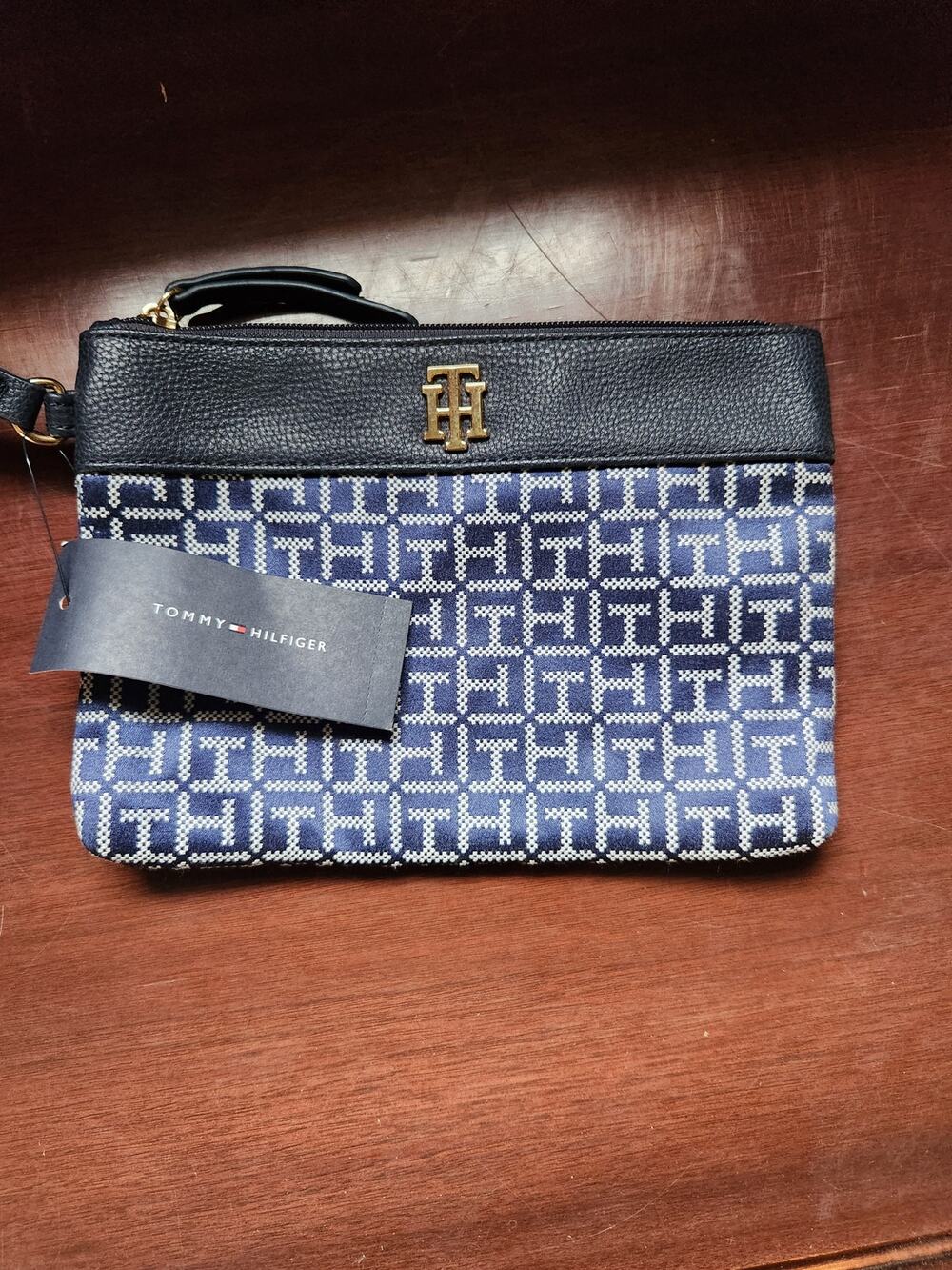 Tommy Hilfiger Navy Monogram Wristlet Wallet Clutch NWT $78 MSRP